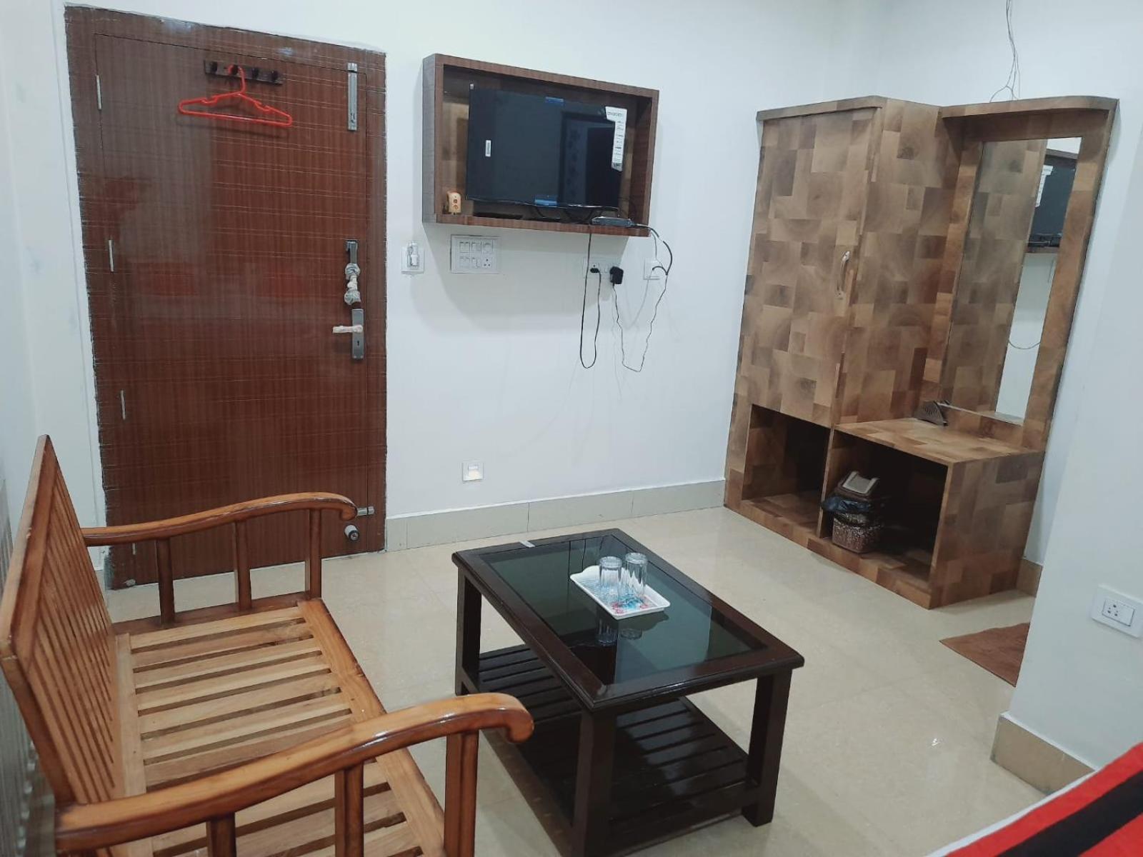 Hotel Knight Inn Airport กูวาฮาติ ภายนอก รูปภาพ